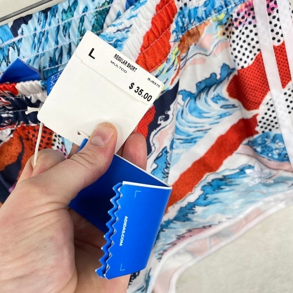 NWT adidas Originals 3 Striped Beach Surf Print Shorts Red White Blue Size Large - Picture 4 of 4